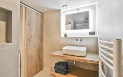 Reformar tu baño en Pamplona: 3 claves para aprovechar cada metro con estilo y funcionalidad