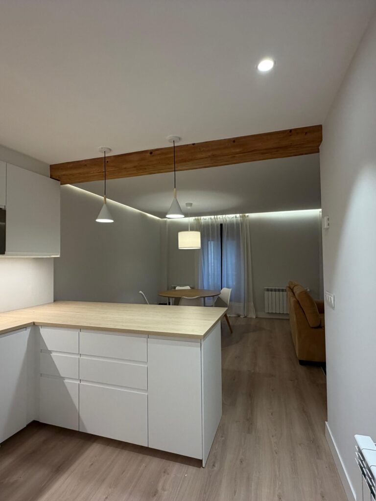Cómo transformar un piso antiguo sin llevarse sorpresas - Sikora Reformas